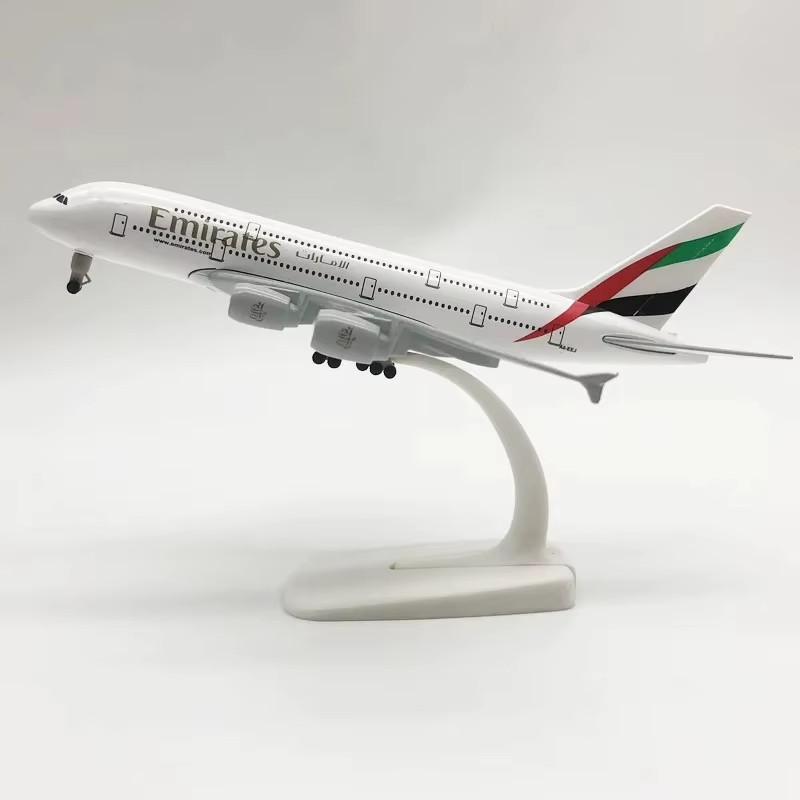 Model Airplane Plastic - 20cm a380 emirados companhia aérea 1:400